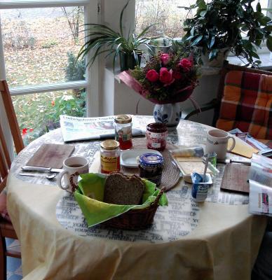 Fr�hst�ckstisch; Bildquelle: pixelio.de