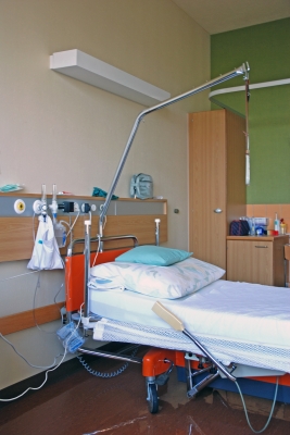 Krankenhausbett