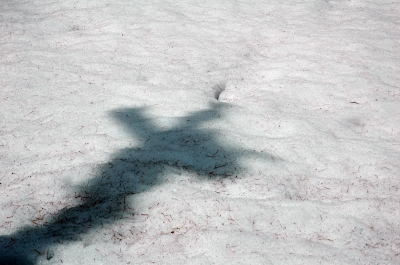 Schatten eines Kreuzes